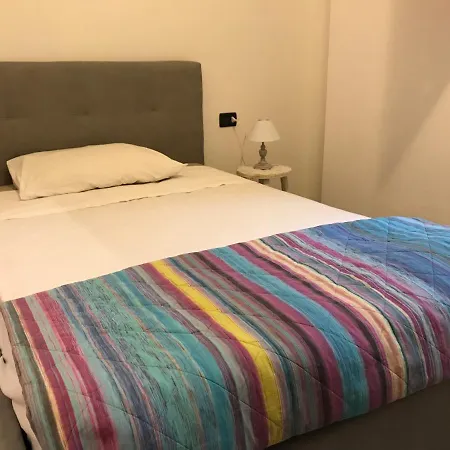 Luxury Apt In Eden アパート
